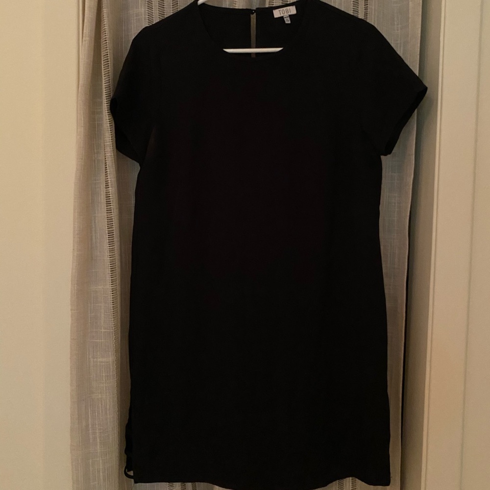 Black crew neck dress